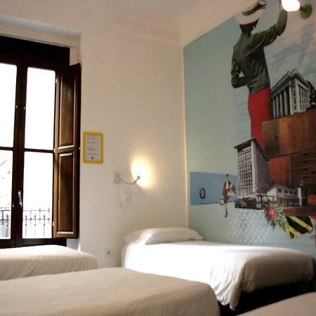 Hostel Youth By Feetup *