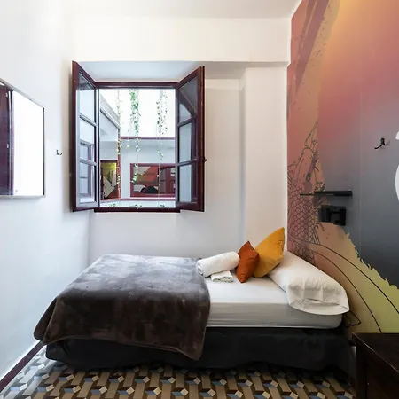 Youth By Feetup Hostel Valencia