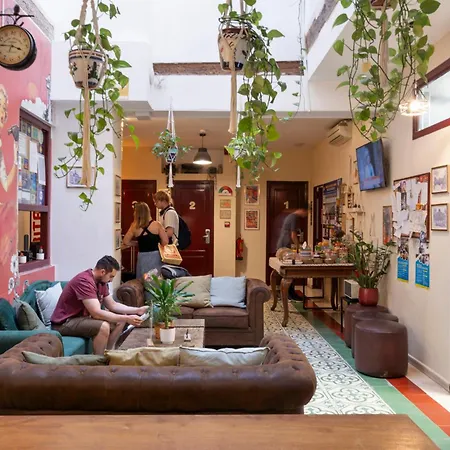 Hostel Youth By Feetup Valensiya