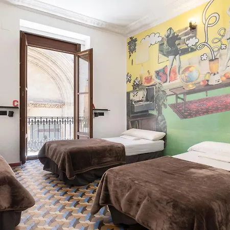 Youth By Feetup Hostel