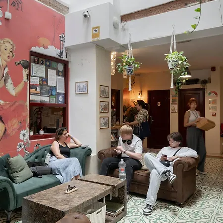 Youth By Feetup Hostel