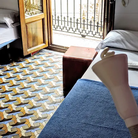 Youth By Feetup Valencia