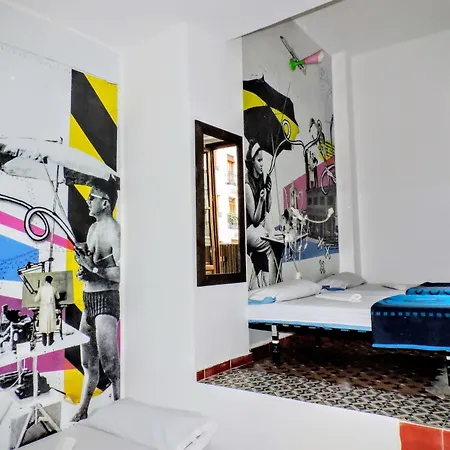 Youth By Feetup Hostal Valencia