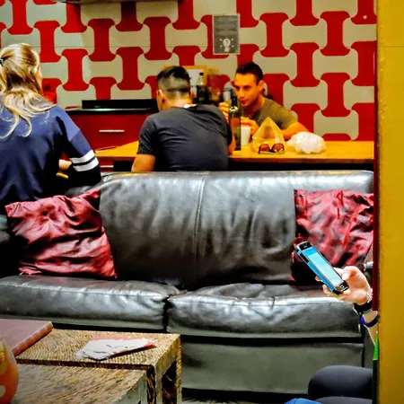 Youth By Feetup Valencia