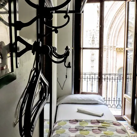 Hostal Youth By Feetup *