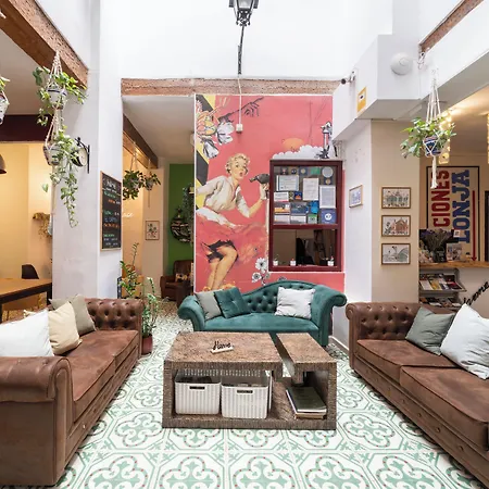 Youth By Feetup * Valencia