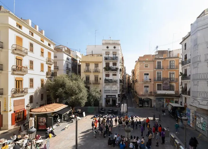 Youth By Feetup Valensiya