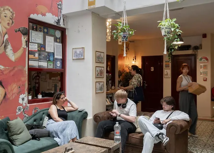 Youth By Feetup Hostel