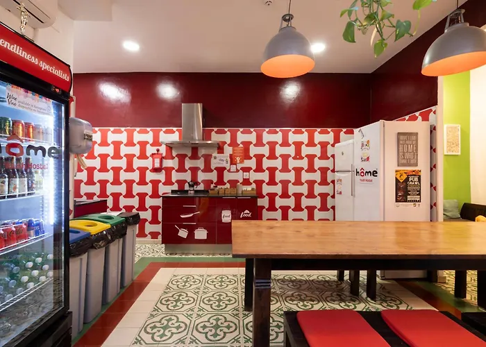 Hostel Youth By Feetup Valensiya