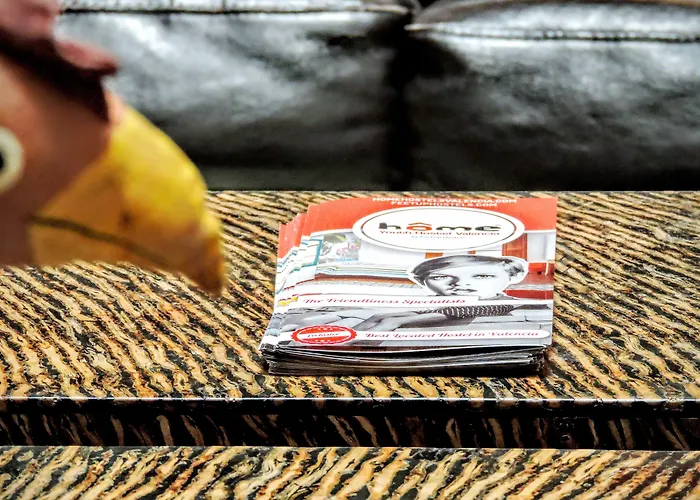 Youth By Feetup Valensiya