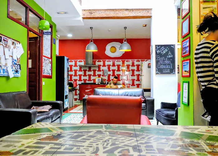 Hostel Youth By Feetup Valensiya