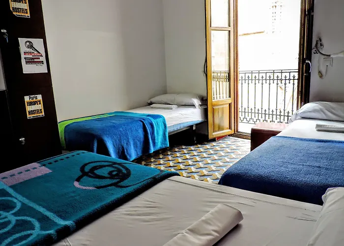 Youth By Feetup Valensiya