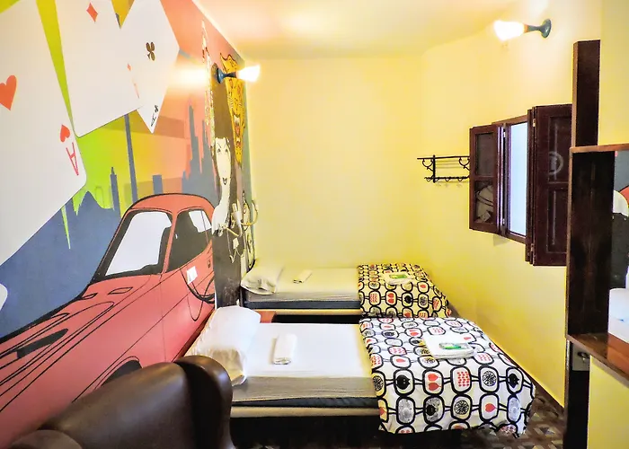 Hostel Youth By Feetup Valensiya