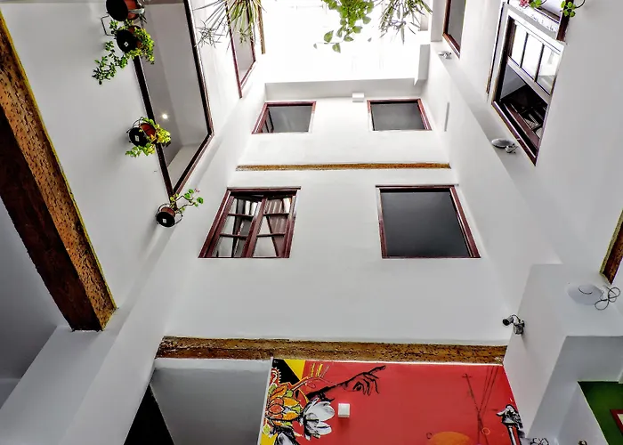 Youth By Feetup Hostel