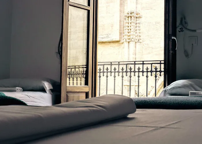 Youth By Feetup Valensiya