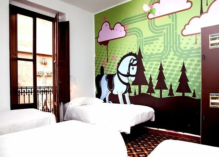 Hostel Youth By Feetup Valensiya