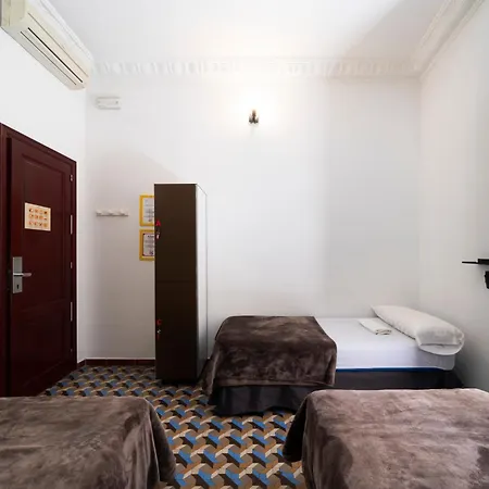 Youth By Feetup * Valencie